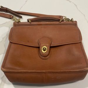 Coach Brown Leather Crossbody vintage 90’s Willis bag.
